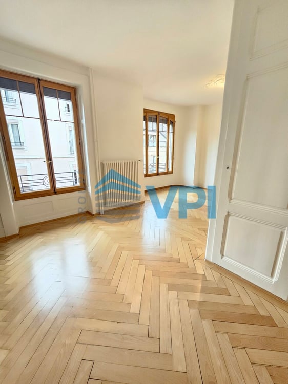 Eaux-Vives - Charmant appartement traversant de 1 pièces 5