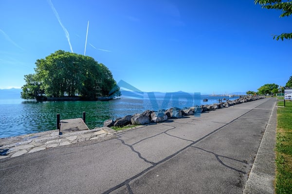 Appartement de haut-standing à proximité immédiate du Lac 10