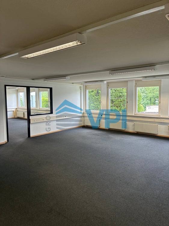 Mont-sur-Lausanne - Bureau lumineux de 169 m² au rez 6