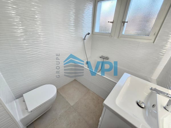 Villa de 8 pièces à louer à Chêne-Bourg 13