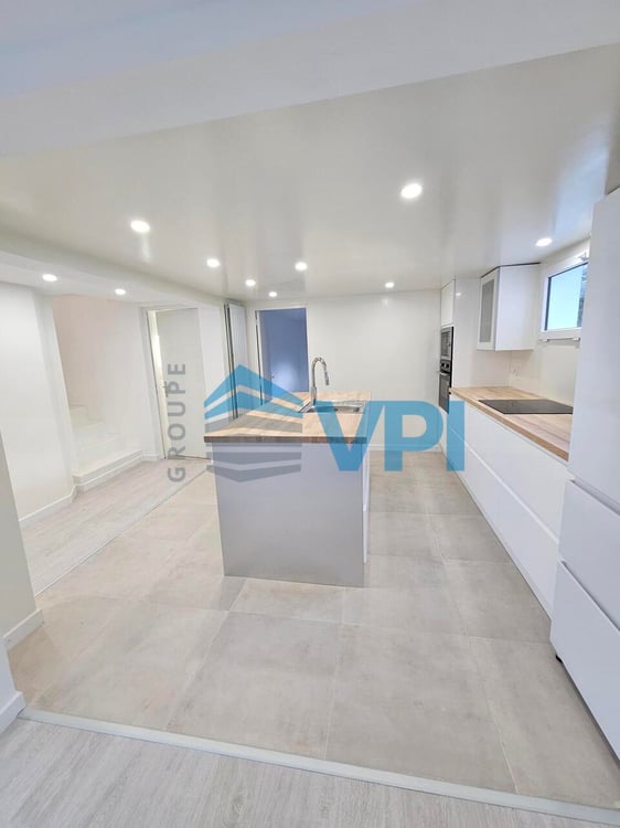 Villa de 8 pièces à louer à Chêne-Bourg 7