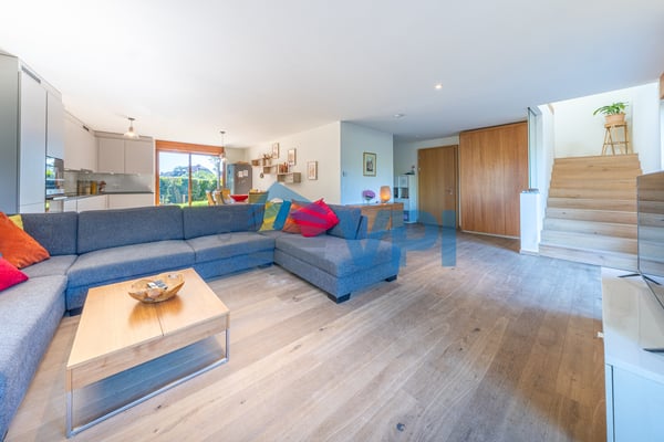 DUPLEX CONTEMPORAIN AVEC JARDIN PRIVATIF À SATIGNY 2