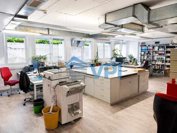 Lausanne - Surface commerciale d'environ 90m2 au rez inférieur 3