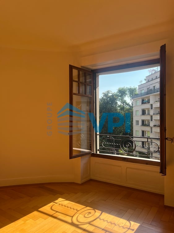 Sublime appartement de 5 pièces au coeur des Eaux-Vives 1
