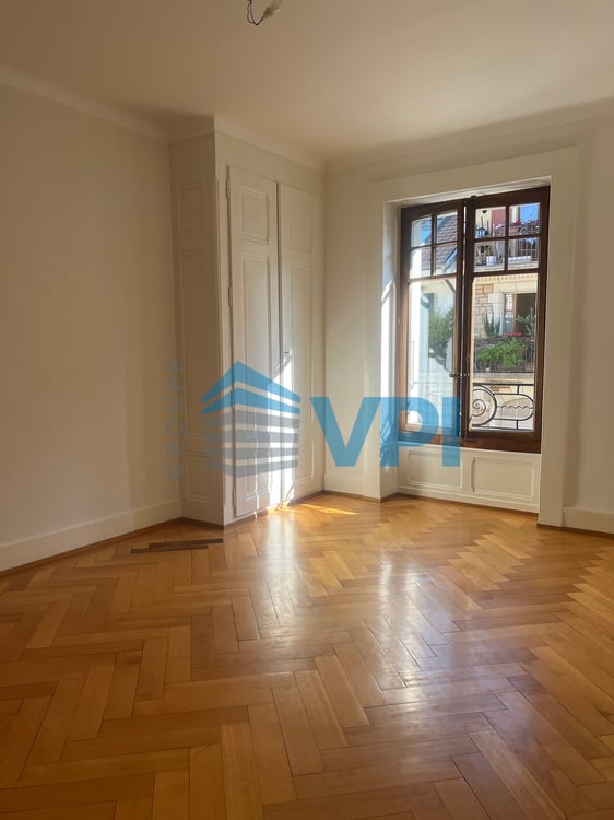 Sublime appartement de 5 pièces au coeur des Eaux-Vives 13
