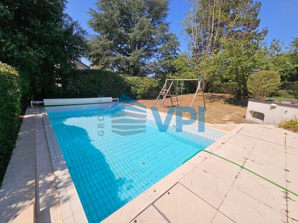 Maison individuelle avec piscine à Seznove Bernex 4