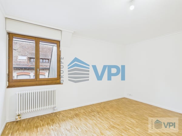 Appartement de 7 pièces à Plainpalais 6