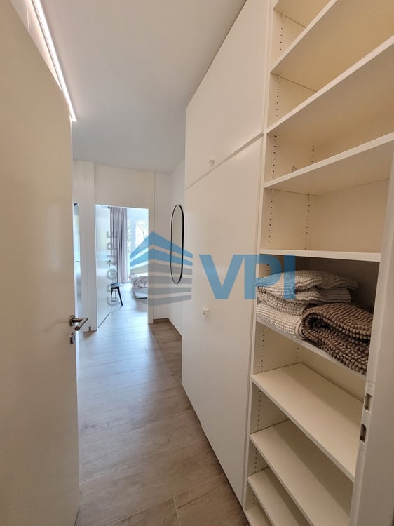 Malagnou : magnifique appartement meublé de 6 pièces 9