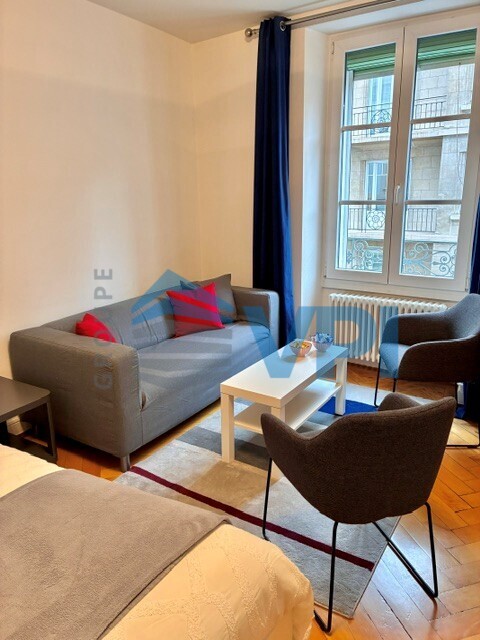 Appartement de 2 pièces meublé proche du lac 5