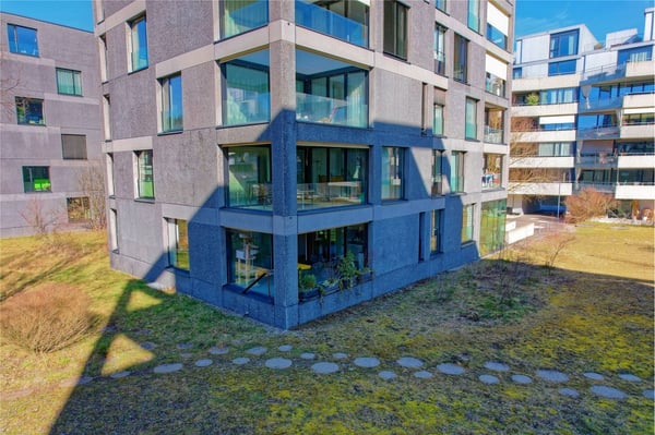 Moderne 2½-Zimmerwohnung mit 82 m² und zwei Balkone 5