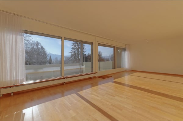 Stilvolle 4½-Zimmerwohnung mit beheiztem Bastelraum an beliebter Lage in Bolligen 4
