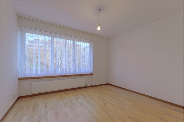 Stilvolle 4½-Zimmerwohnung mit beheiztem Bastelraum an beliebter Lage in Bolligen 10