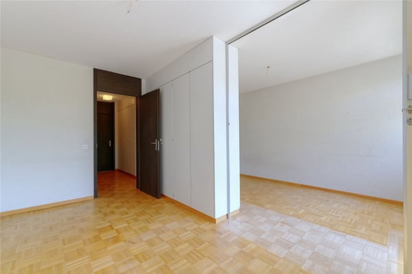 5-Zimmer-Terrassenhaus mit grosszügiger Terrasse und Potenzial 12