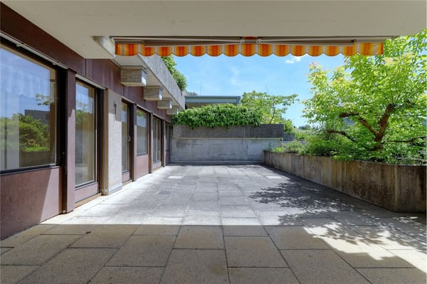 5-Zimmer-Terrassenhaus mit grosszügiger Terrasse und Potenzial 6