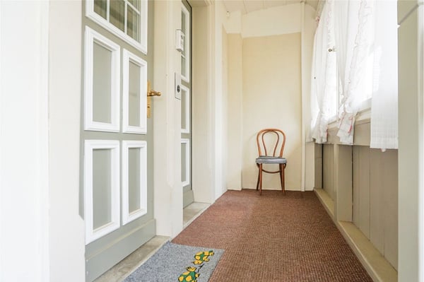 Vielseitiges Dreiparteienhaus mit Garten und attraktiven Nutzungsmöglichkeiten 4