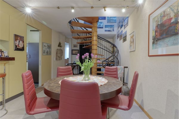 5½-Zimmer Reiheneckhaus mit Potenzial und schönem Garten 6