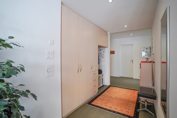 Grosszügige 4½-Zimmer-Wohnung mit 3 Balkonen 8