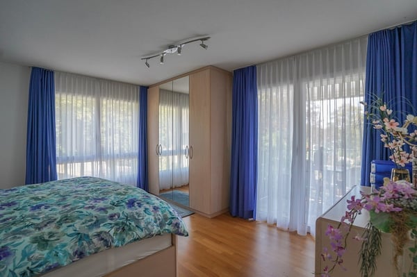 Grosszügige 4½-Zimmer-Wohnung mit 3 Balkonen 12