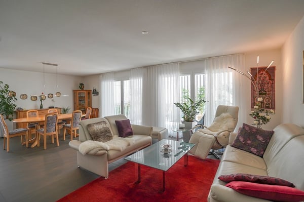 Grosszügige 4½-Zimmer-Wohnung mit 3 Balkonen 7