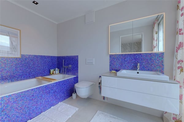 Neuwertige 4½-Zimmer Attikawohnung mit traumhafter Terrasse und Weitblick 11
