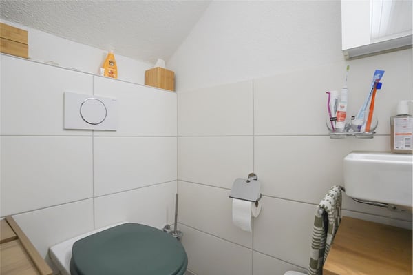 Kleine, charmante Dachwohnung mitten im Breitsch 7