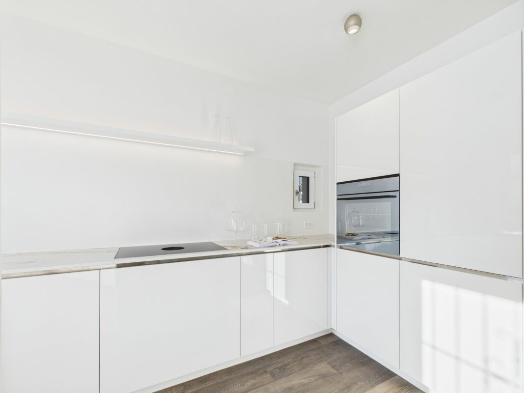 Elegante appartamento di 4.5 locali al piano superiore in stile ticinese ad Ascona