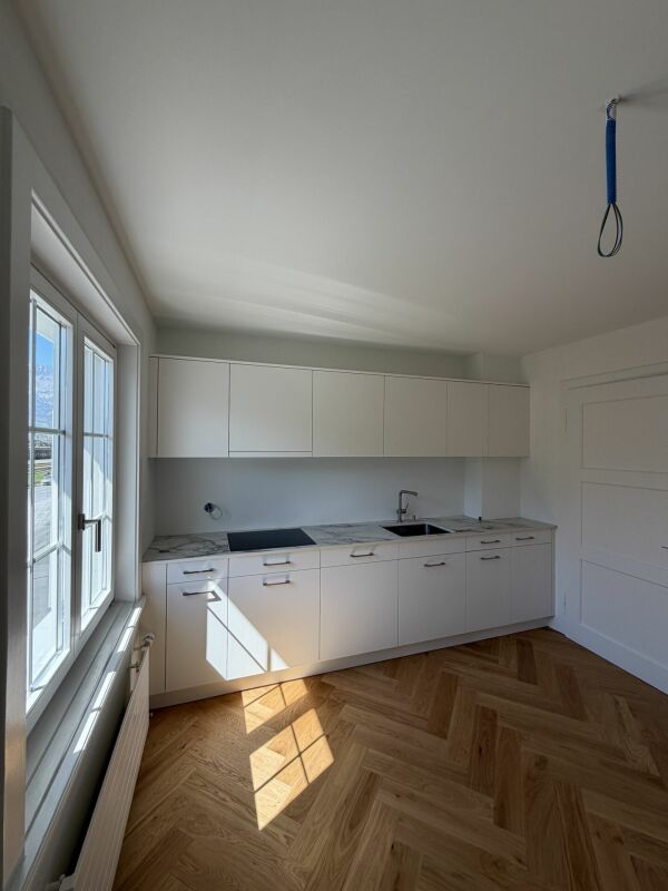 Stylishly renovated 4-room apartment in the center of Buchs SG