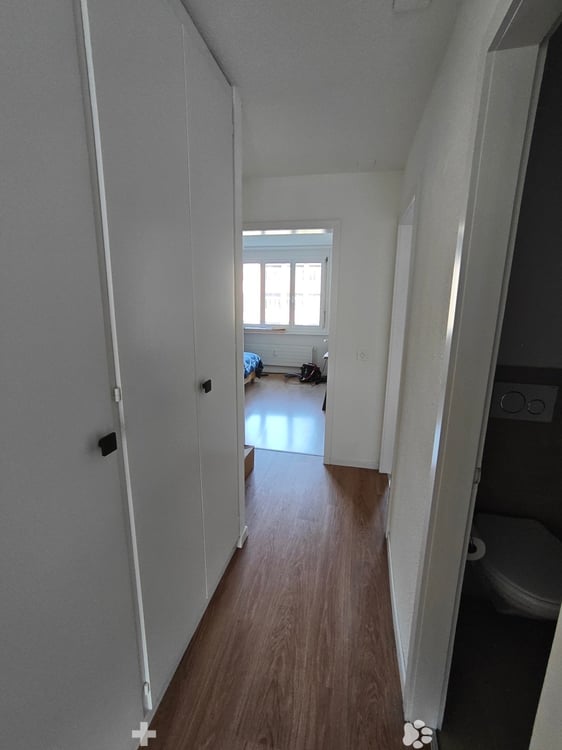 Moderne 3.5-Zimmer-Wohnung mit Balkon in Biel/Bienne 6