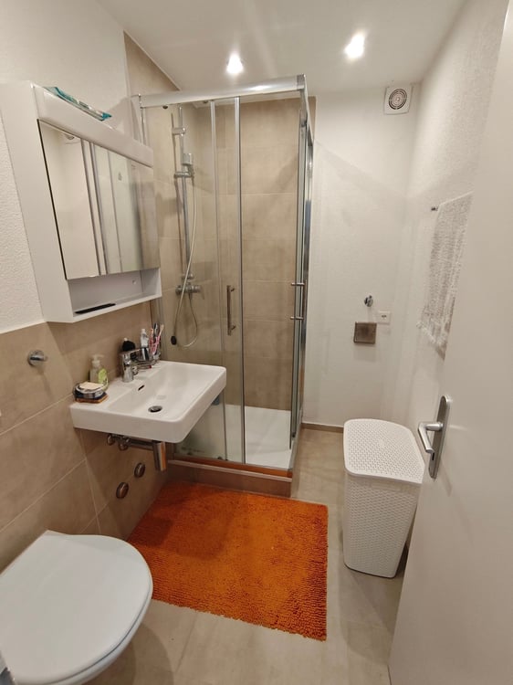 Moderne 3.5-Zimmer-Wohnung mit Balkon in Biel/Bienne 3
