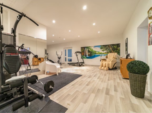 LUXUSWOHNUNG MIT WELLNESS IN ALBBRUCK - DE 7