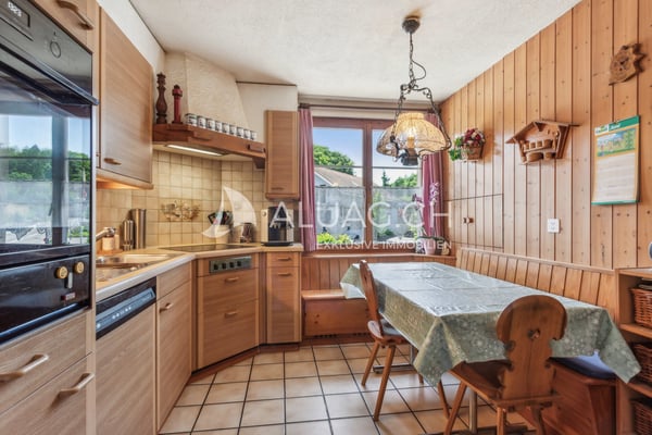 WOHNEN UND ARBEITEN AN BESTER LAGE 10