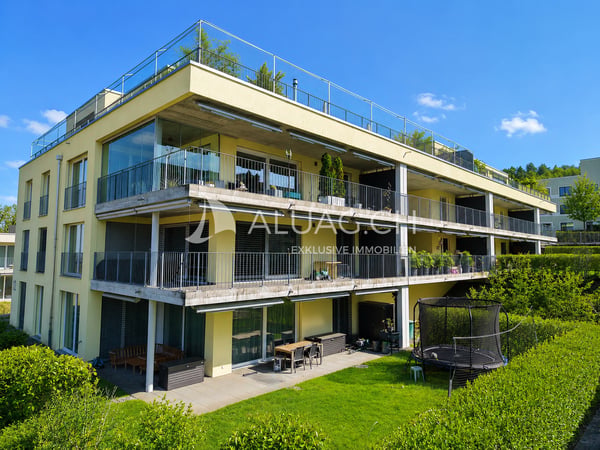MODERNE 4.5 ZIMMER WOHNUNG MIT BALKON 2