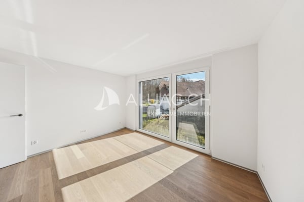 RUHIG UND ZENTRAL WOHNEN MIT TRAUMAUSSICHT 8