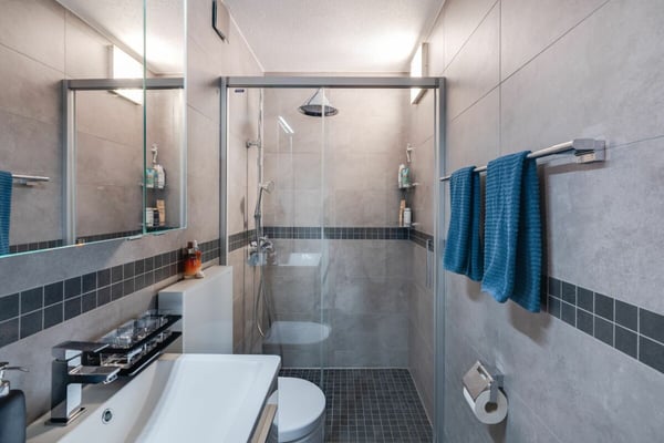 Totalsanierte 1.5 Zimmerwohnung mit zwei Terrassen im Zentrum von Oensingen 11