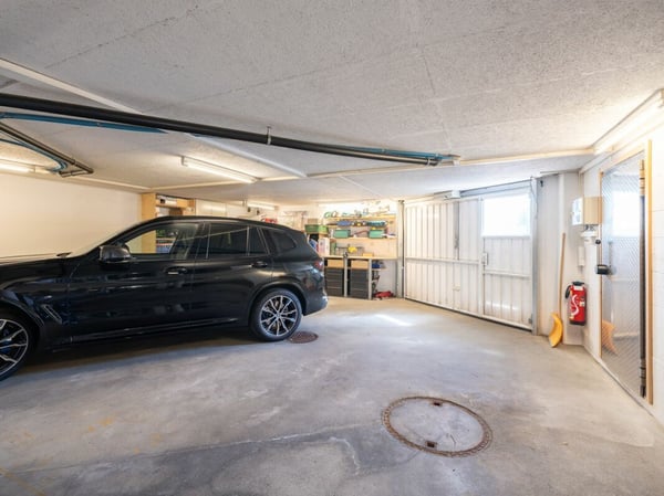 Villa im Chalet-Stil mit Pool & Sicht auf die Berner Alpenkette in Riggisberg 17