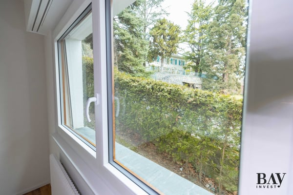 Rare, appartement de 1 1/2 totalement rénové dans le quartier de Gravelone 9