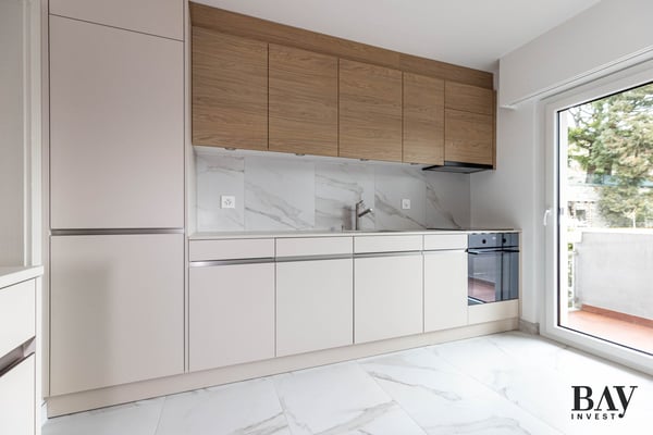 Rare, appartement de 1 1/2 totalement rénové dans le quartier de Gravelone 28