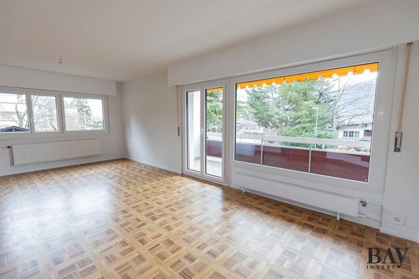 Rare, appartement de 1 1/2 totalement rénové dans le quartier de Gravelone 3