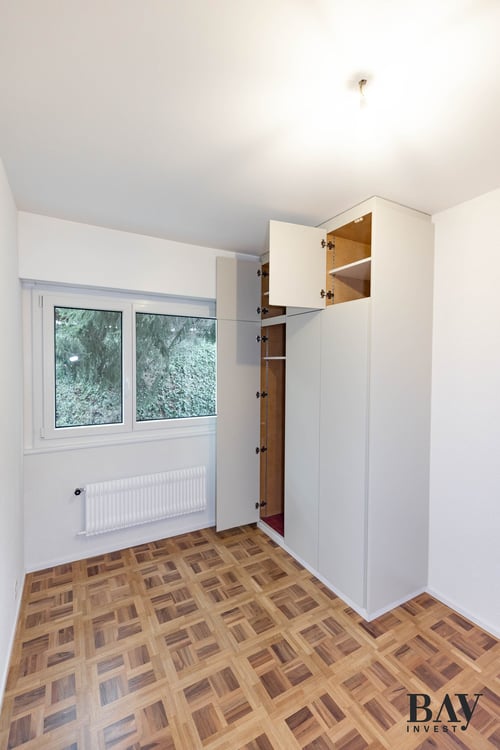 Rare, appartement de 1 1/2 totalement rénové dans le quartier de Gravelone 23