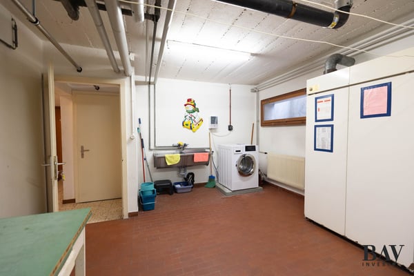 Rare, appartement de 1 1/2 totalement rénové dans le quartier de Gravelone 52