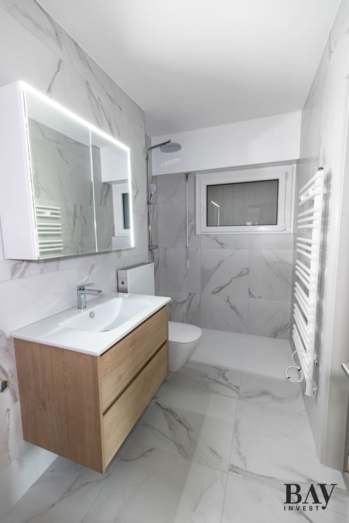 Rare, appartement de 1 1/2 totalement rénové dans le quartier de Gravelone 14