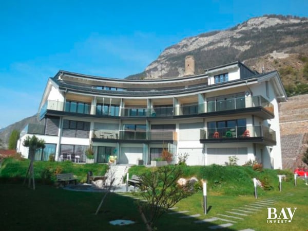 Triplex avec ascenceur privatif dans une environnement magnifique. Finitions au gré du preneur 11