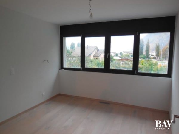 Triplex avec ascenceur privatif dans une environnement magnifique. Finitions au gré du preneur 8