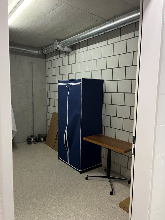 Helle 4½ Zimmer Wohnung mit grossem Balkon - Eigentumstandard 14