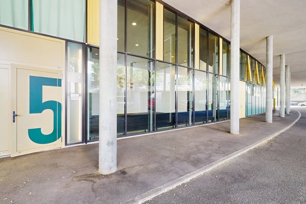 Lichtdurchflutete Gewerbefläche im Erdgeschoss – vielseitig nutzbar (103 m²) 4
