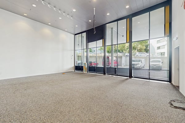 Lichtdurchflutete Gewerbefläche im Erdgeschoss – vielseitig nutzbar (103 m²) 2
