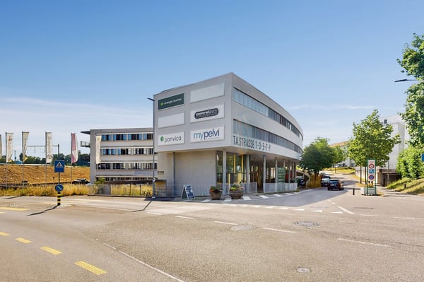 Lichtdurchflutete Gewerbefläche im Erdgeschoss – vielseitig nutzbar (103 m²) 1