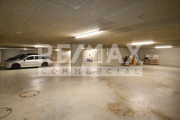 Vielseitig nutzbares Gewerbegebäude mit Büros und einem Laden in Niederbipp 11