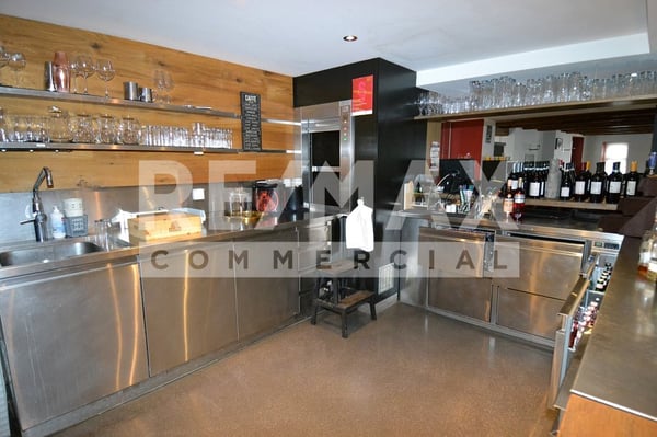 Gemütlich & Gediegen mit Aussenplatz 12