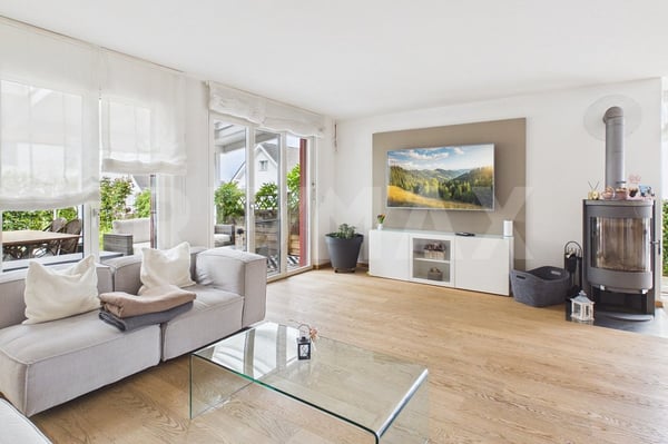 Ein Zuhause mit Freiraum moderne 5½-Zimmer-Doppelhaushälfte mit Garten 1
